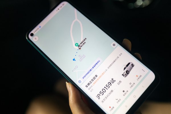 股指期货配资开户 运力饱和、行业内卷，2024年网约车行业驶向何处？